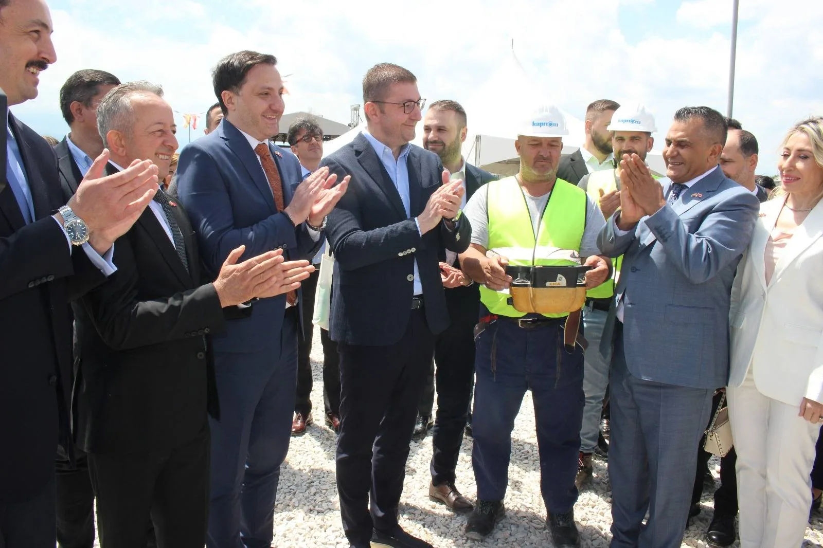 499595124_122157202646450019_7803461776854043534_n